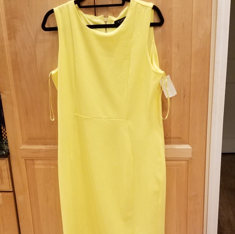 Marina Sleeveless Sheath Dress Size 14 NWT Yellow